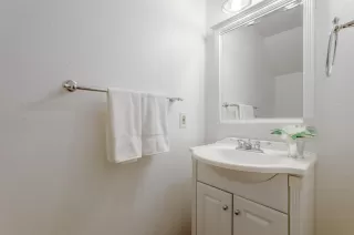 Photo #5: 222057400 Listing 