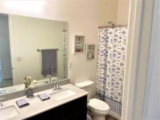 Photo #6: 222057536 Listing