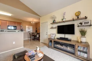 Photo #6: 222057546 Listing