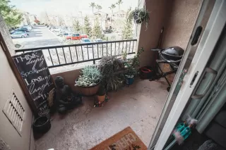 Photo #5: 222057738 Listing