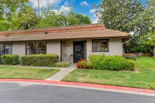 Photo #1: 222057970 Listing