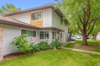 Photo #3: 222058299 Listing