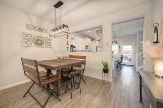 Photo #2: 222058828 Listing 