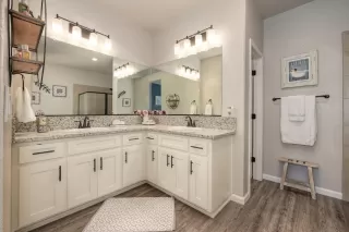 Photo #6: 222058828 Listing 