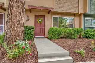 Photo #1: 222059001 Listing 