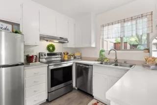 Photo #4: 222059001 Listing 