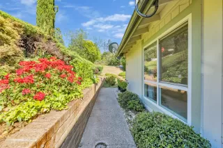 Photo #6: 222059124 Listing 