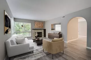 Photo #1: 222059428 Listing