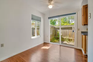 Photo #3: 222060181 Listing 