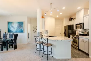 Photo #3: 222060391 Listing