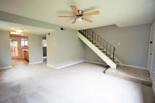 Photo #2: 222061173 Listing 