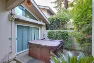 Photo #1: 222061967 Listing