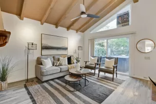 Photo #2: 222061967 Listing