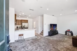 Photo #6: 222062020 Listing