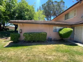 Photo #2: 222062452 Listing