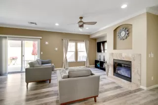 Photo #4: 222062514 Listing