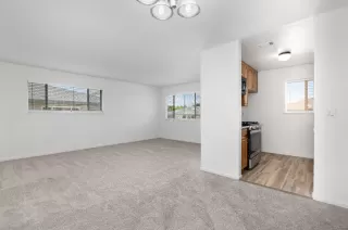 Photo #6: 222062704 Listing 