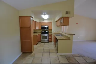 Photo #1: 222063333 Listing