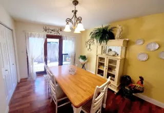 Photo #5: 222063644 Listing