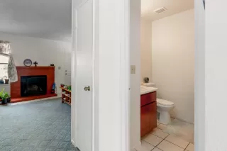 Photo #4: 222063713 Listing