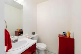 Photo #5: 222063713 Listing