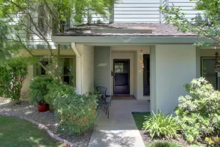 Photo #1: 222063827 Listing