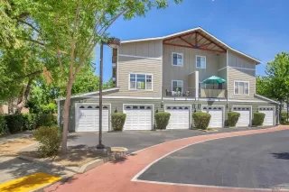 Photo #1: 222064245 Listing 