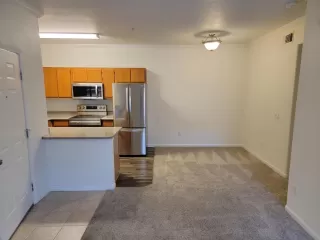 Photo #1: 222064599 Listing 