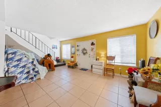 Photo #3: 222064768 Listing 