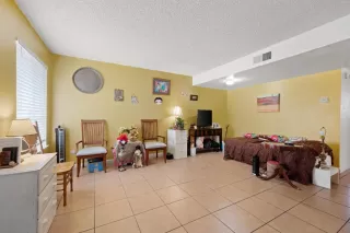 Photo #4: 222064768 Listing 