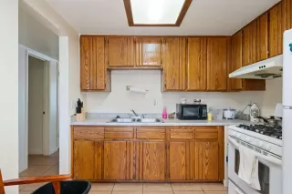 Photo #6: 222064768 Listing 