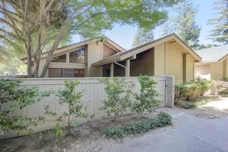 Photo #1: 222064824 Listing