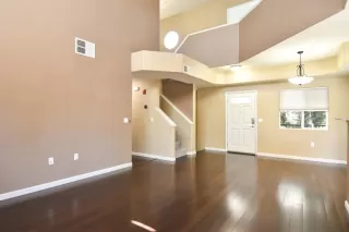 Photo #3: 222065199 Listing