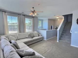 Photo #4: 222065778 Listing 