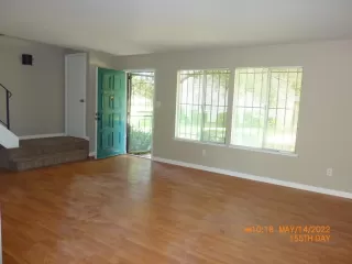 Photo #5: 222065987 Listing