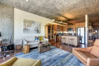 Photo #2: 222067122 Listing 