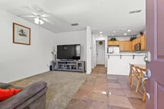 Photo #3: 222067623 Listing 