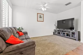 Photo #4: 222067623 Listing 