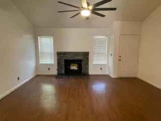 Photo #5: 222068045 Listing 