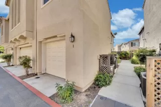 Photo #1: 222068761 Listing