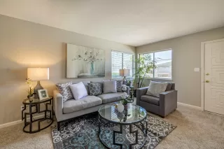 Photo #2: 222068867 Listing 