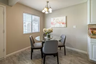 Photo #3: 222068867 Listing 