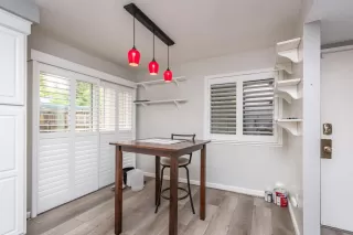 Photo #4: 222068927 Listing