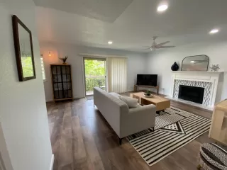 Photo #2: 222070395 Listing 
