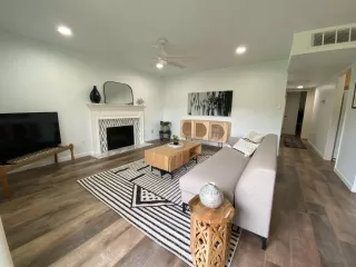 Photo #3: 222070395 Listing 