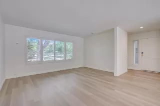 Photo #5: 222070959 Listing 