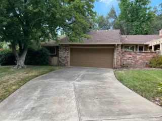 Photo #1: 222071249 Listing
