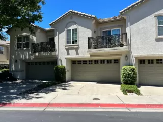 Photo #2: 222071576 Listing