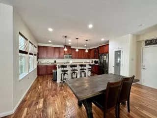 Photo #5: 222071576 Listing