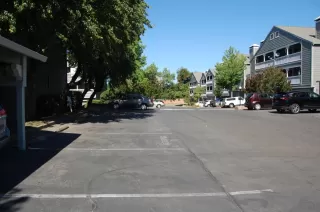 Photo #2: 222071716 Listing